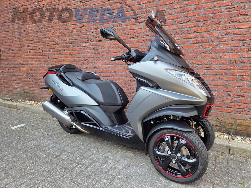 PEUGEOT METROPOLIS 400 (bj 2017), Scooter, Bedrijf, Onbekend, 399 cc