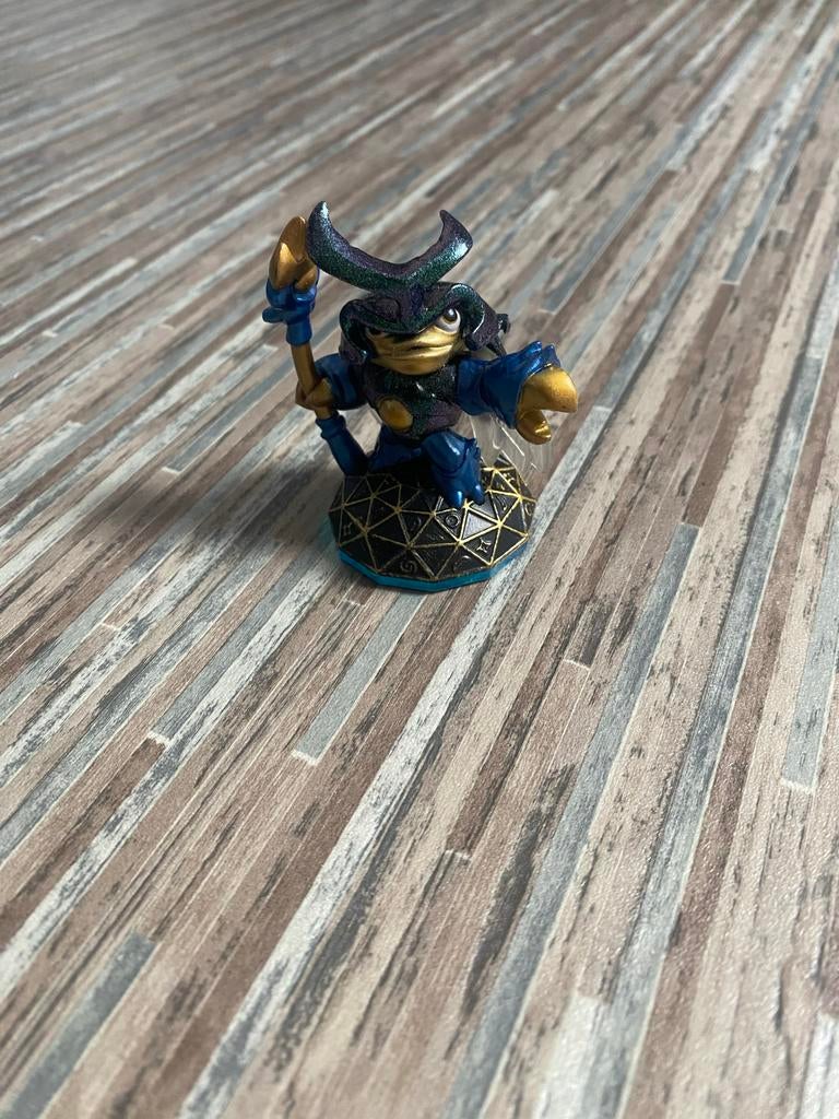 ZELDZAAM: Skylanders Dune Bug Metallic Green Variant, Ophalen of Verzenden, Zo goed als nieuw