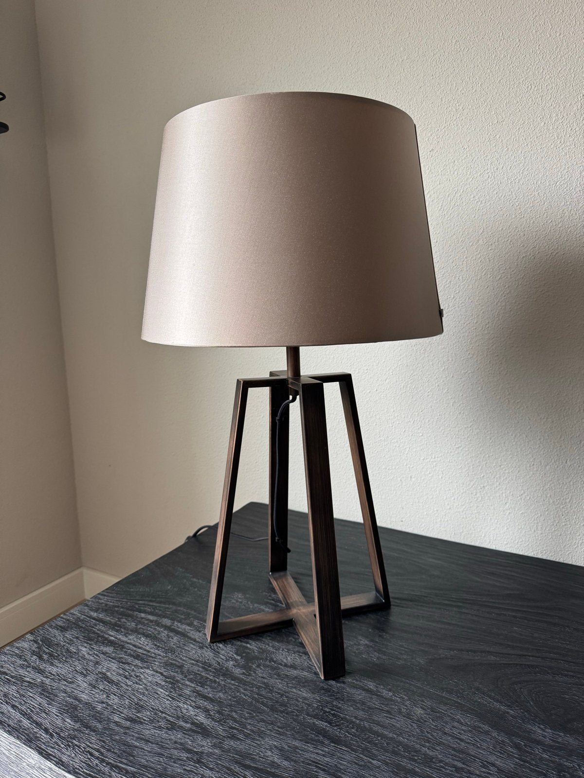 Lucide Tafellamp met Stoffen Kap - Modern Design, Ophalen, E27 (groot), Met kap, Metaal