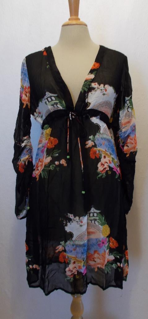 Leuk zwart jurkje/tuniek met Chinese tempel print! M, Maat 38/40 (M), Overige kleuren, Verzenden, Zo goed als nieuw