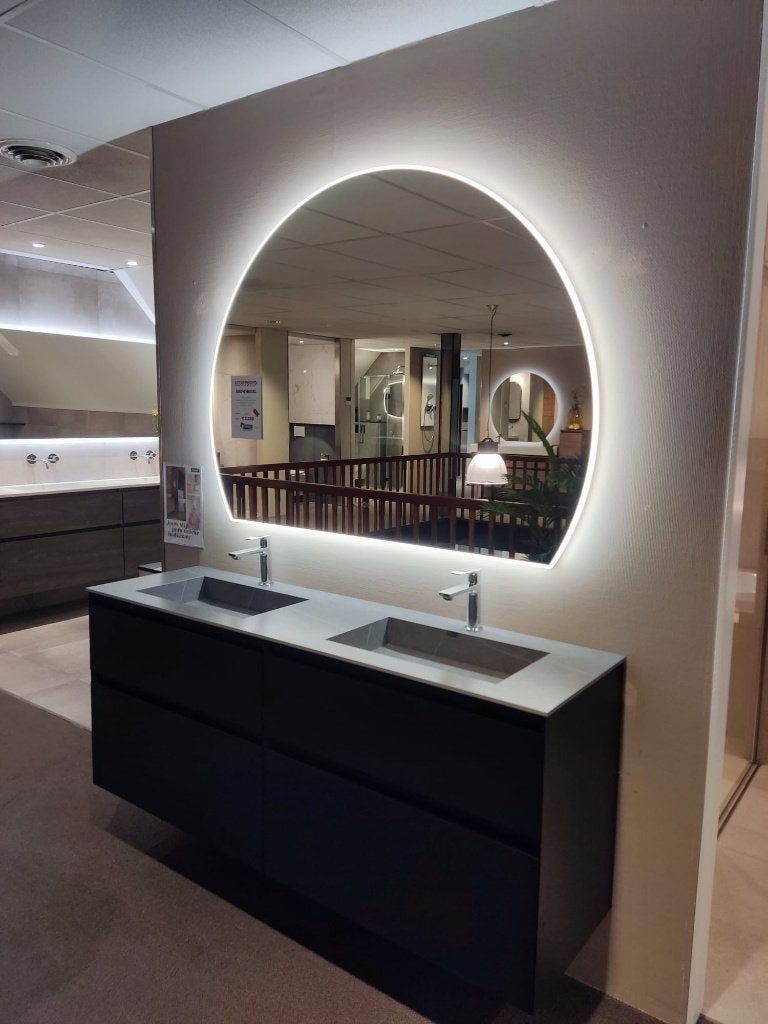 Showroommeubel 160cm met prachtige spiegel en wastafel, Ophalen, 150 tot 200 cm, Nieuw, Minder dan 100 cm