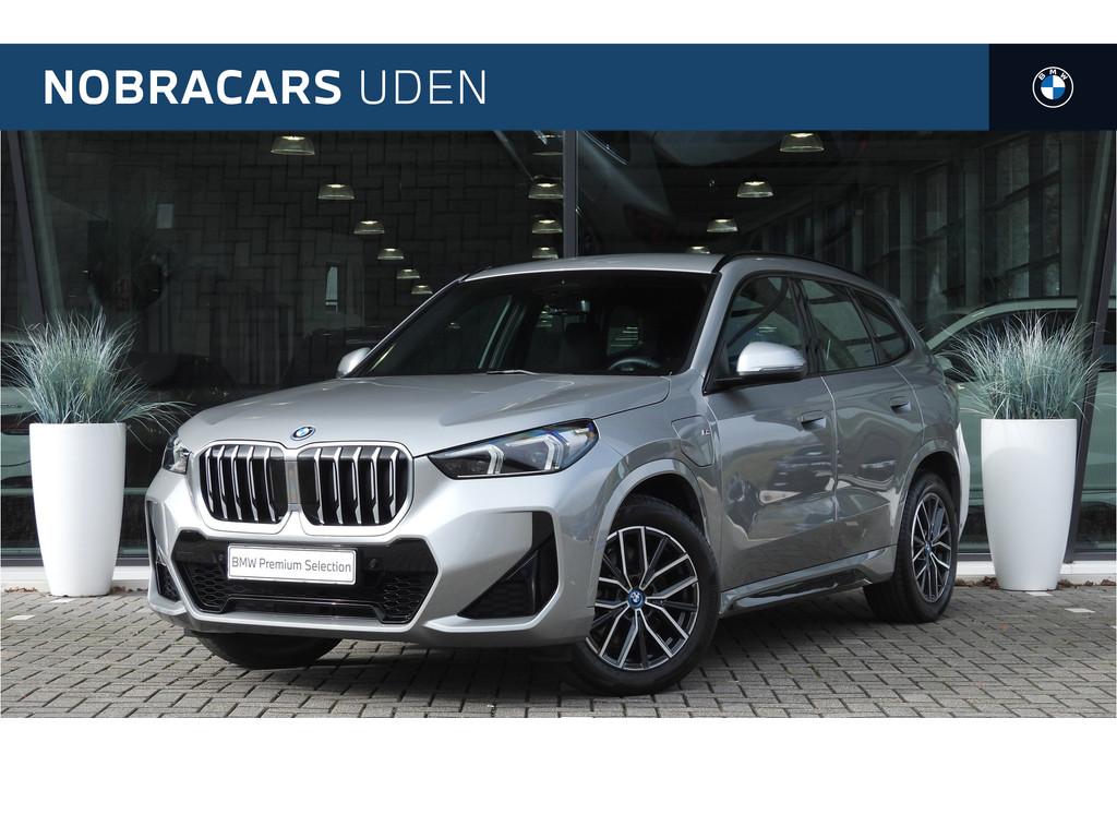 BMW X1 xDrive25e M Sport Automaat / Sportstoelen / Comfort A, Gebruikt, Zwart, Met garantie (alle), Bedrijf