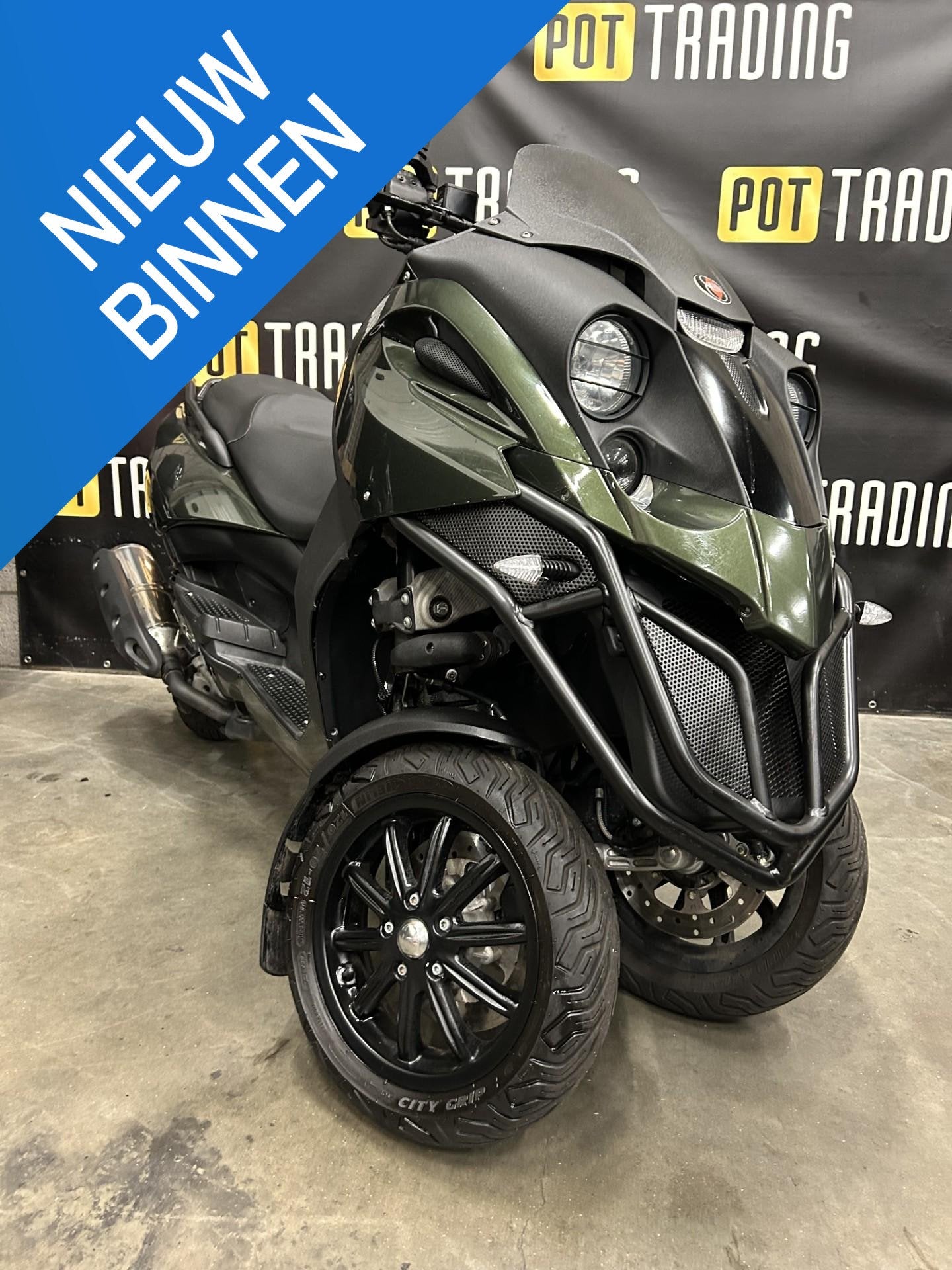 Gilera Fuoco Olijf groen 500 LT LED autorijbewijs 3 mnd gara, Scooter, Bedrijf, Piaggio Vespa B.V., Minervum 7272
4817 ZM  Breda, NL