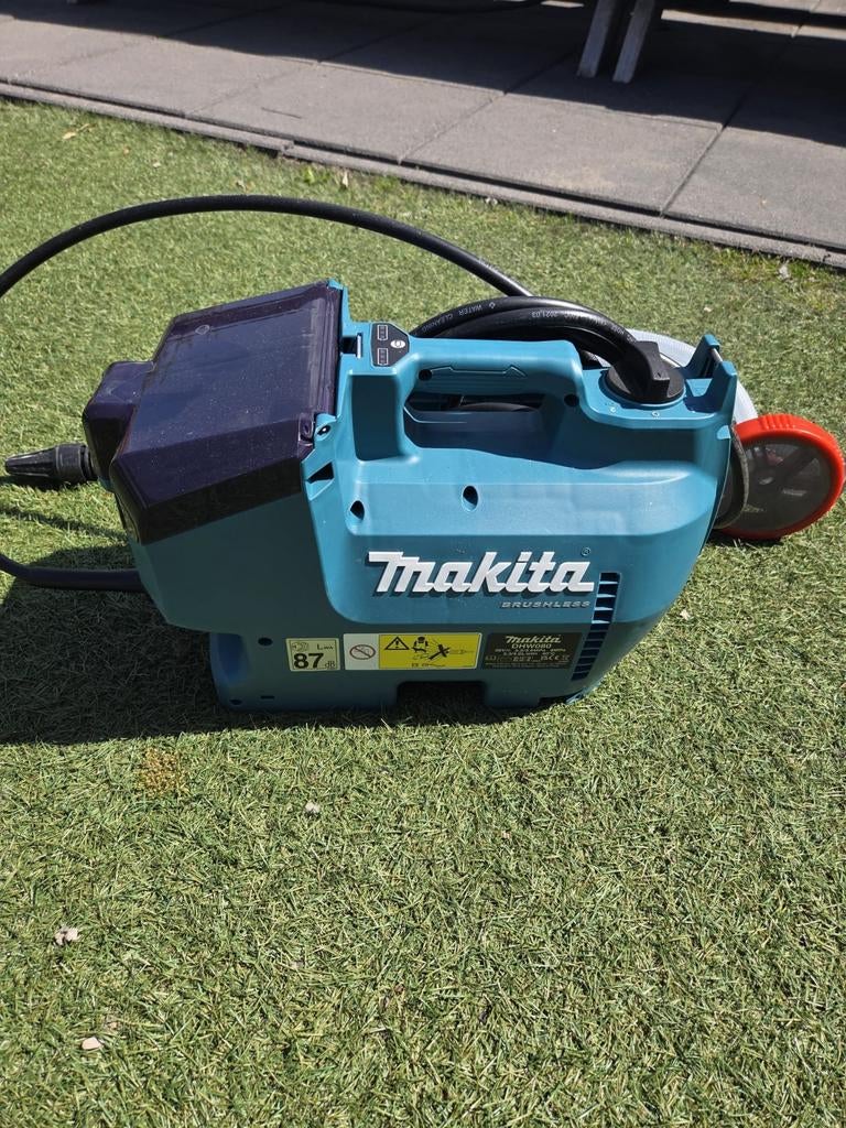 Makita Hogedrukreiniger 2x 18V Accu - Krachtig & Draagbaar, Ophalen, Gebruikt, Accu, Makita