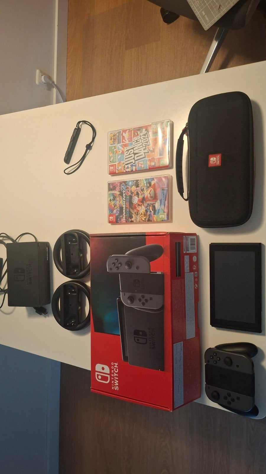 Nintendo Switch (Graag ZSM weg), Met games, Ophalen of Verzenden, Zo goed als nieuw, Switch Original