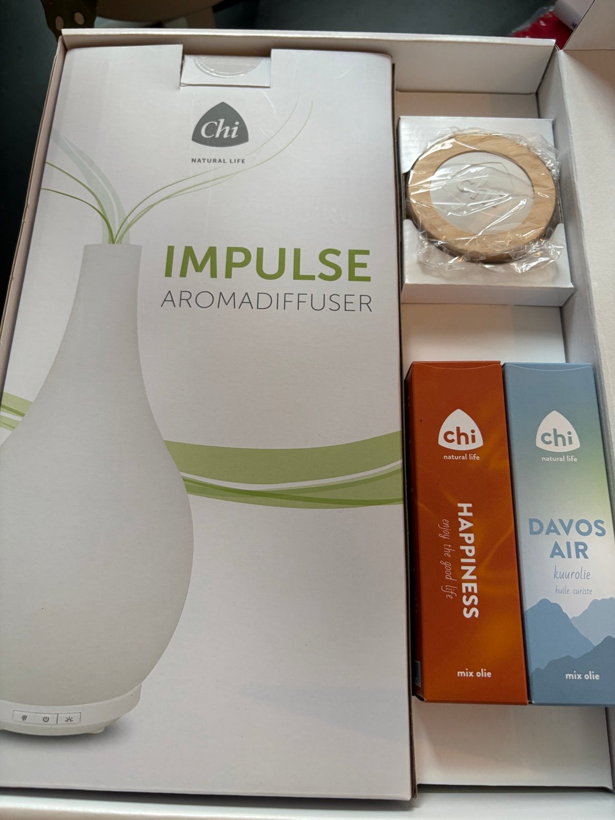 Chi Impulse Aromadiffuser met 2 oliën en houten onderzetter, Nieuw, Kunststof, Ophalen of Verzenden, Modern