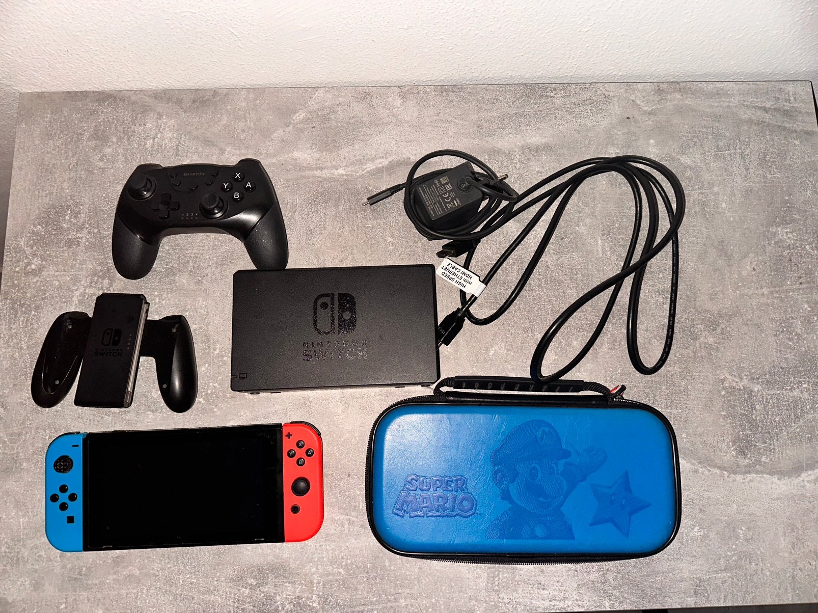 Nintendo Switch V2 compleet + controller & hoes, Ophalen, Zo goed als nieuw, Met 2 controllers, Switch 2019 Upgrade