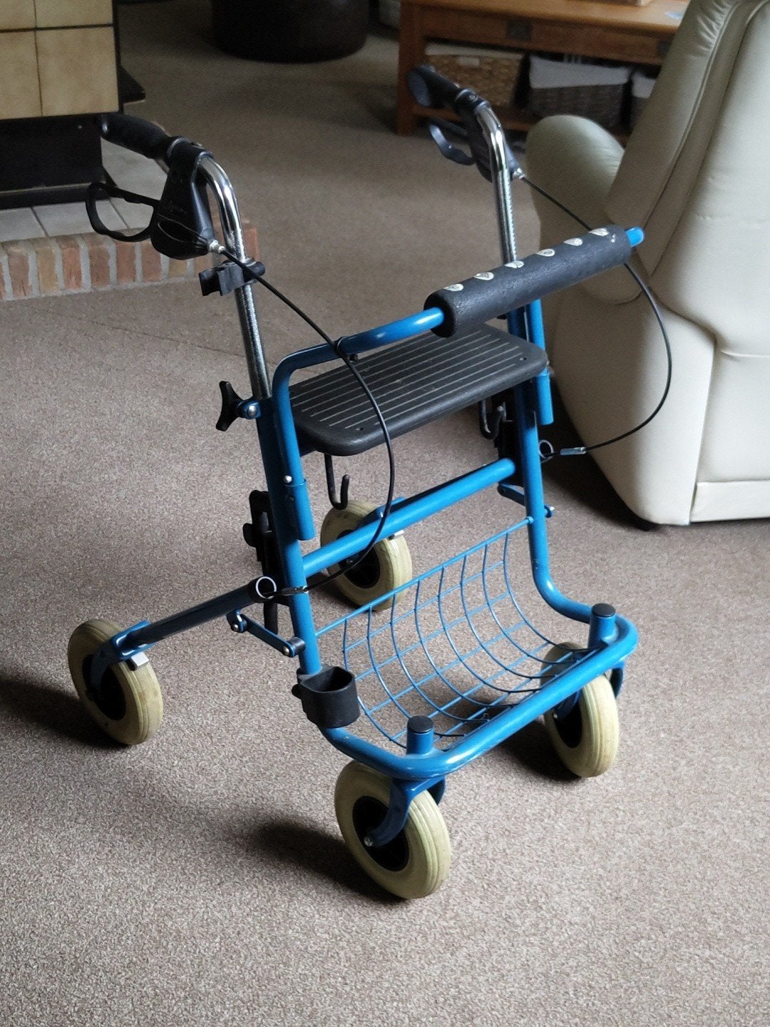 Robuuste rollator voor binnen en buiten, Ophalen, Opvouwbaar, Gebruikt