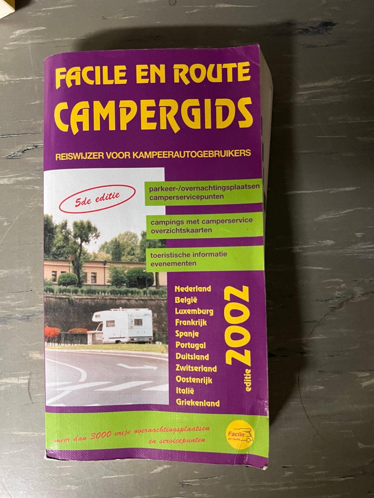 Facile en Route Campergids 2002 - 5e editie ANWB, Gelezen, Europa, Ophalen of Verzenden, Reisgids of -boek