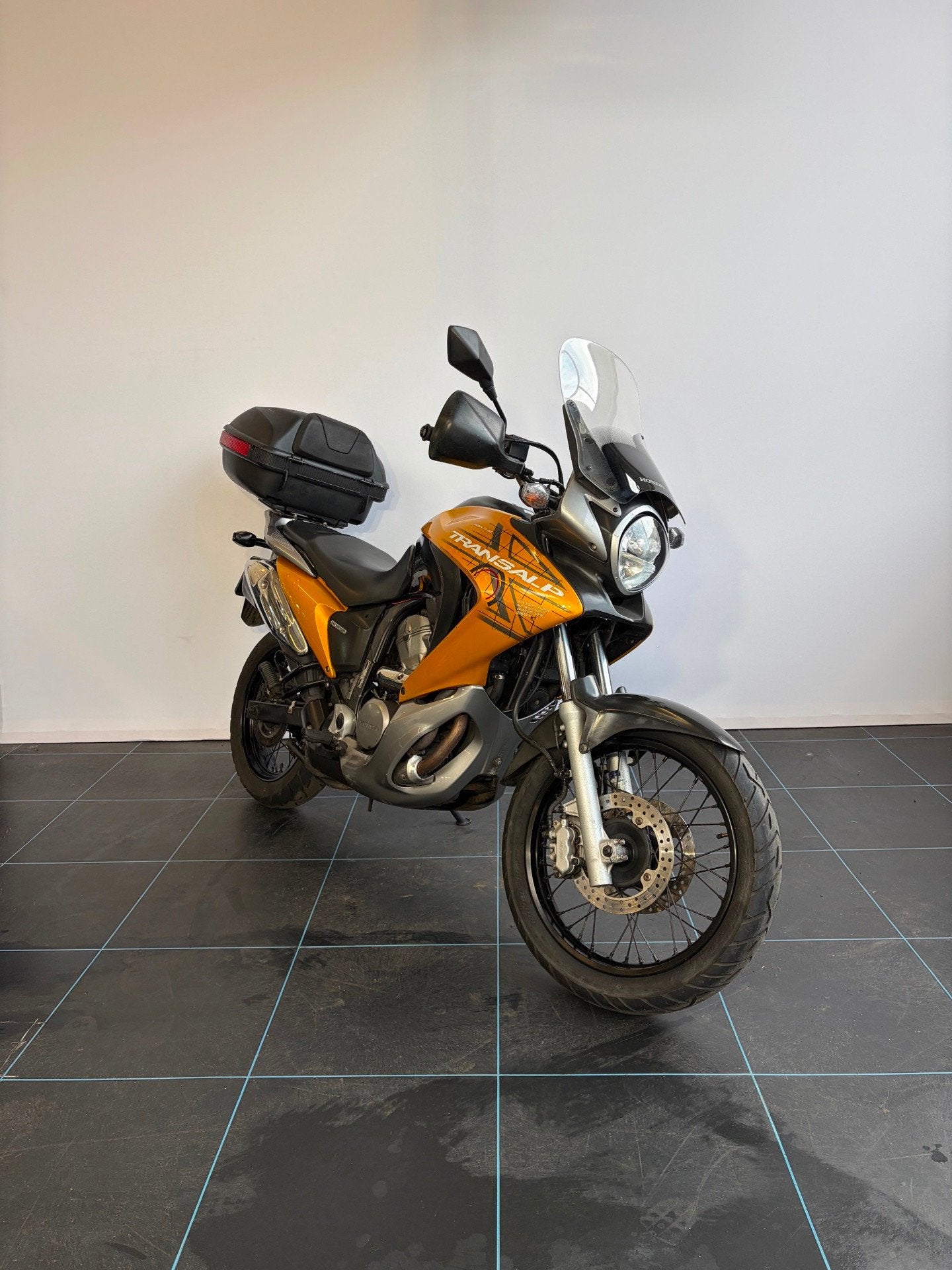 Honda All-Road XL 700 V Transalp *Nette staat!, Motoren, Rijksstraatweg 248
3634AN  Loenersloot, NL, Meer dan 35 kW, Toermotor