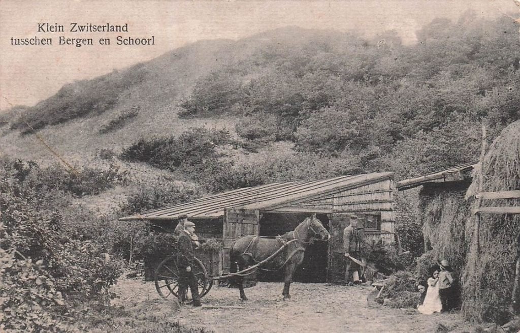 703-077-035 Klein Zwitserland tusschen Bergen en Schoorl, Ophalen of Verzenden, Voor 1920, Noord-Holland