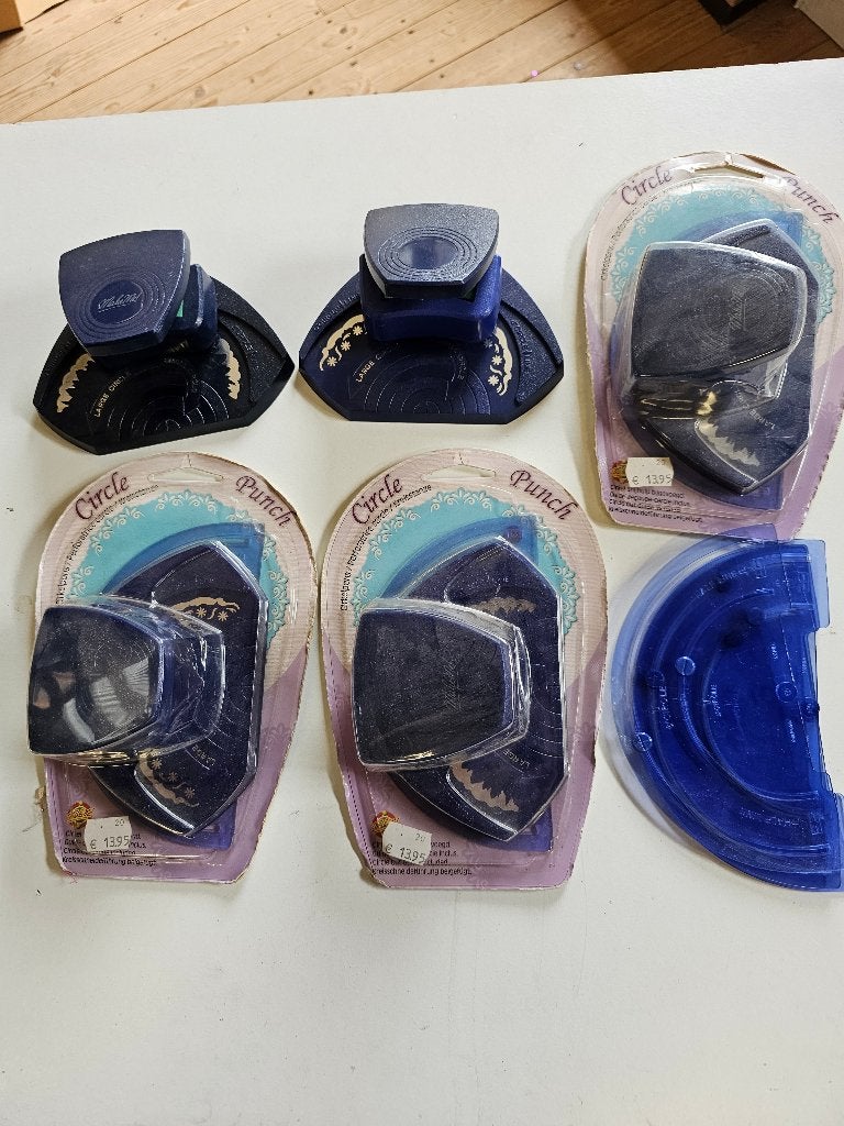 5 stuks ronde ponsen, Ophalen of Verzenden, Nieuw, Overige thema's, Pons of Mal