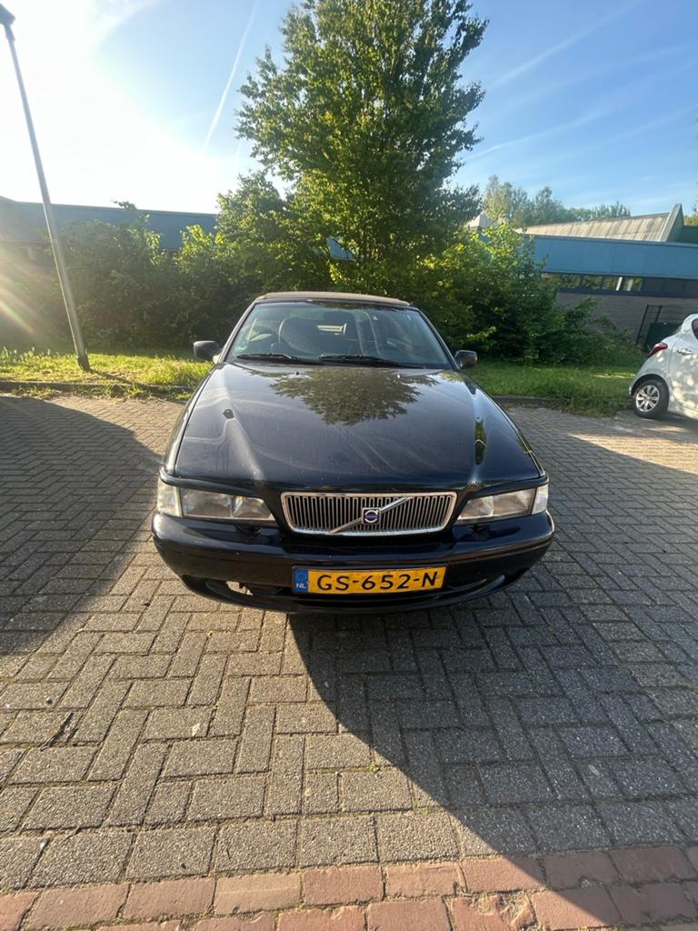 Volvo C70 cabriolet 2.3T5 240pk Cabrio 2002 Zwart, Voorwielaandrijving, Zwart, Cabriolet, 4 stoelen