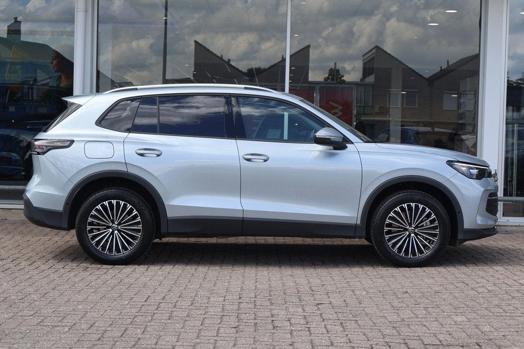 Volkswagen Tiguan 1.5 eHybrid 204pk Life Edition | SoH 97% |, 12 maanden, 150 min, Bedrijf, SUV of Terreinwagen
