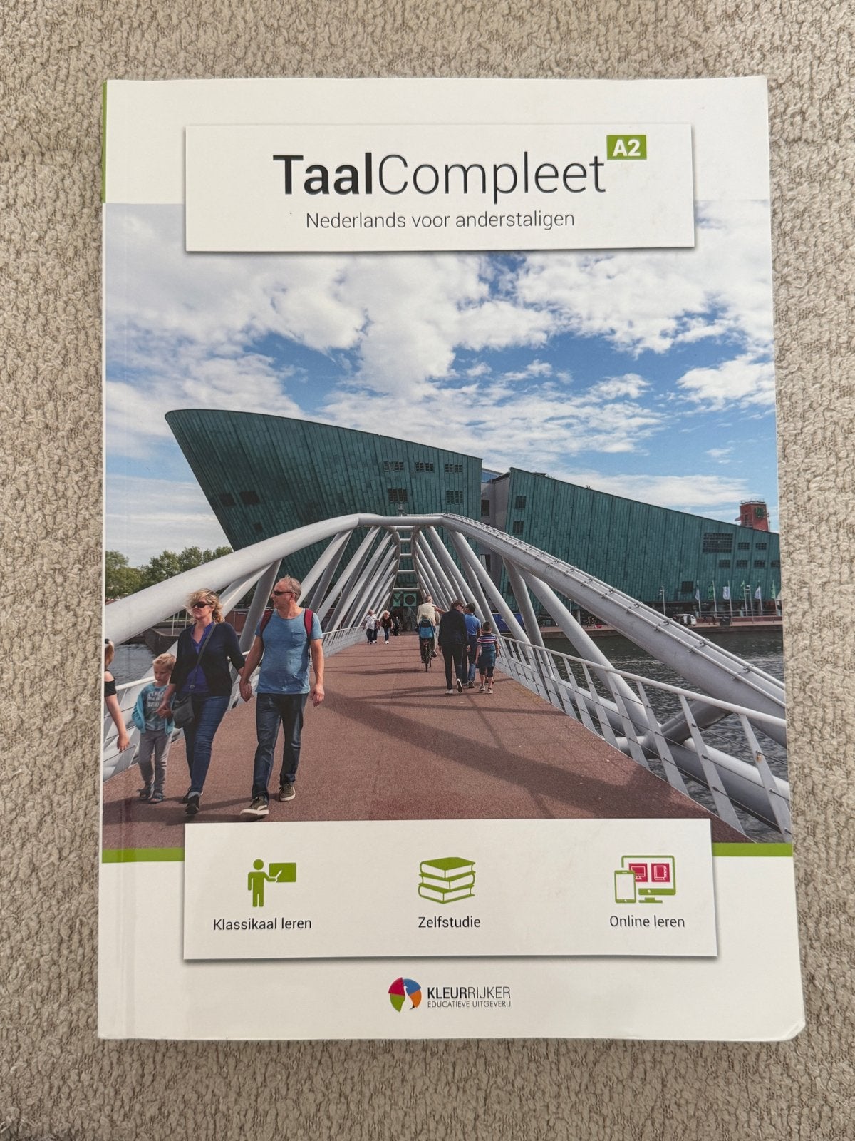TaalCompleet A2 - Nederlands voor anderstaligen, Boeken, Schoolboeken, Ophalen of Verzenden, Zo goed als nieuw, Overige niveaus