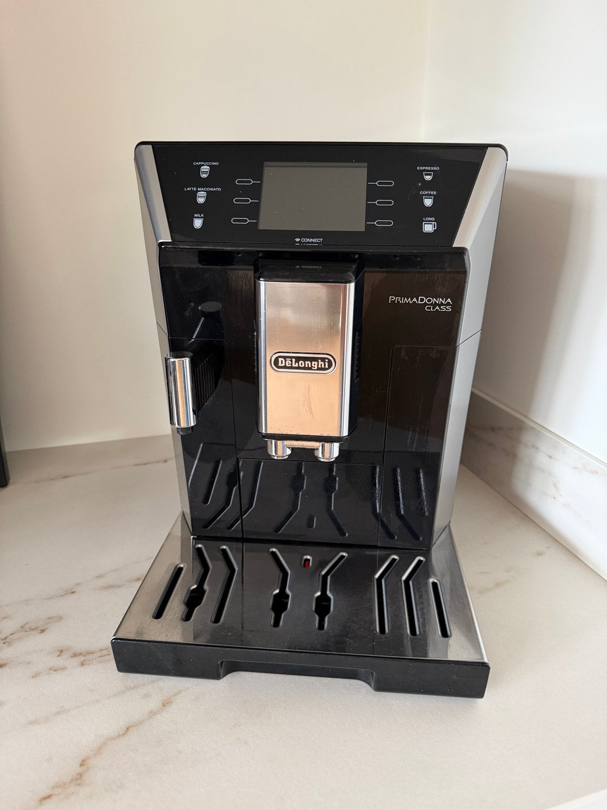 (Voor reparatie) De'Longhi PrimaDonna Class, Witgoed en Apparatuur, Koffiezetapparaten, Afneembaar waterreservoir, Gebruikt, Espresso apparaat