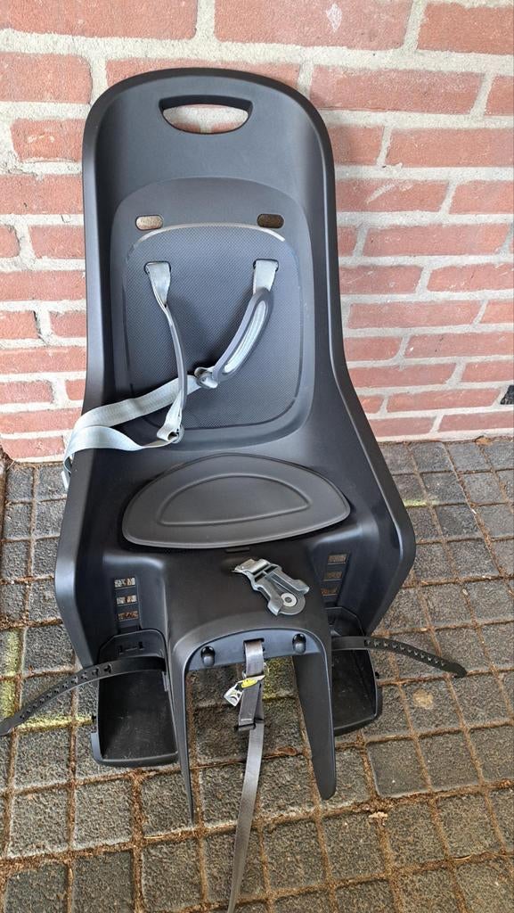 Polisport achterzitje voor kinderfiets - Gebruikt, Ophalen, Achterzitje, Voetsteuntjes, 9 t/m 18 kg
