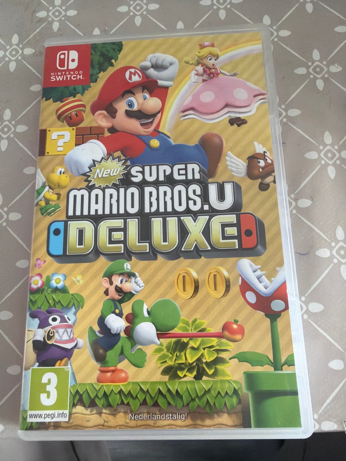 New Super Mario Bros. U Deluxe - Nintendo Switch, Eén computer, Ophalen of Verzenden, Zo goed als nieuw, Platform