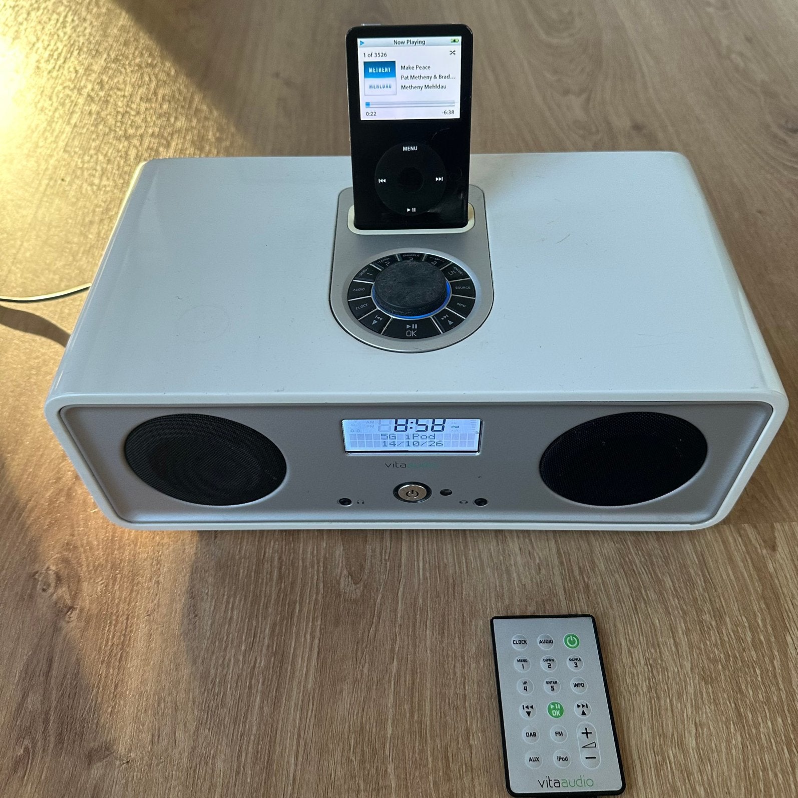 Vita Audio R2i DAB/FM Radio - Nu met iPod !!!, Ophalen, Gebruikt, Radio