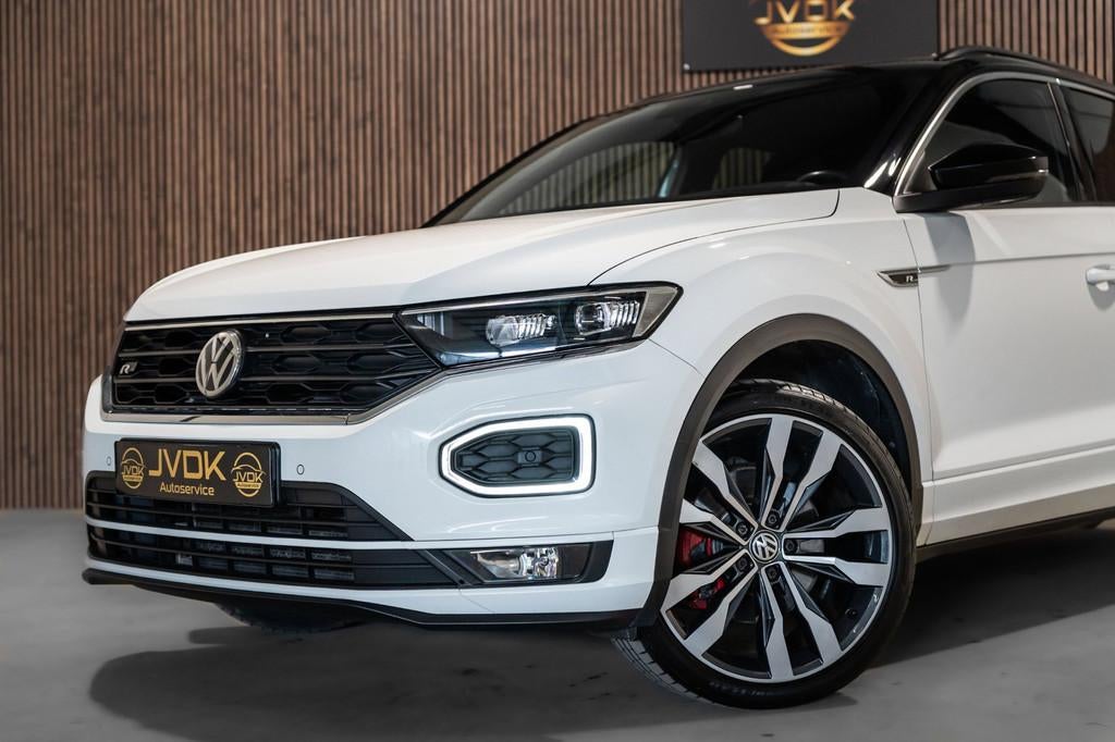 Volkswagen T-ROC 1.5 TSI 3x R-Line 2020 DSG LED PANO, Auto's, 4 cilinders, 150 pk, Alcantara, Wit