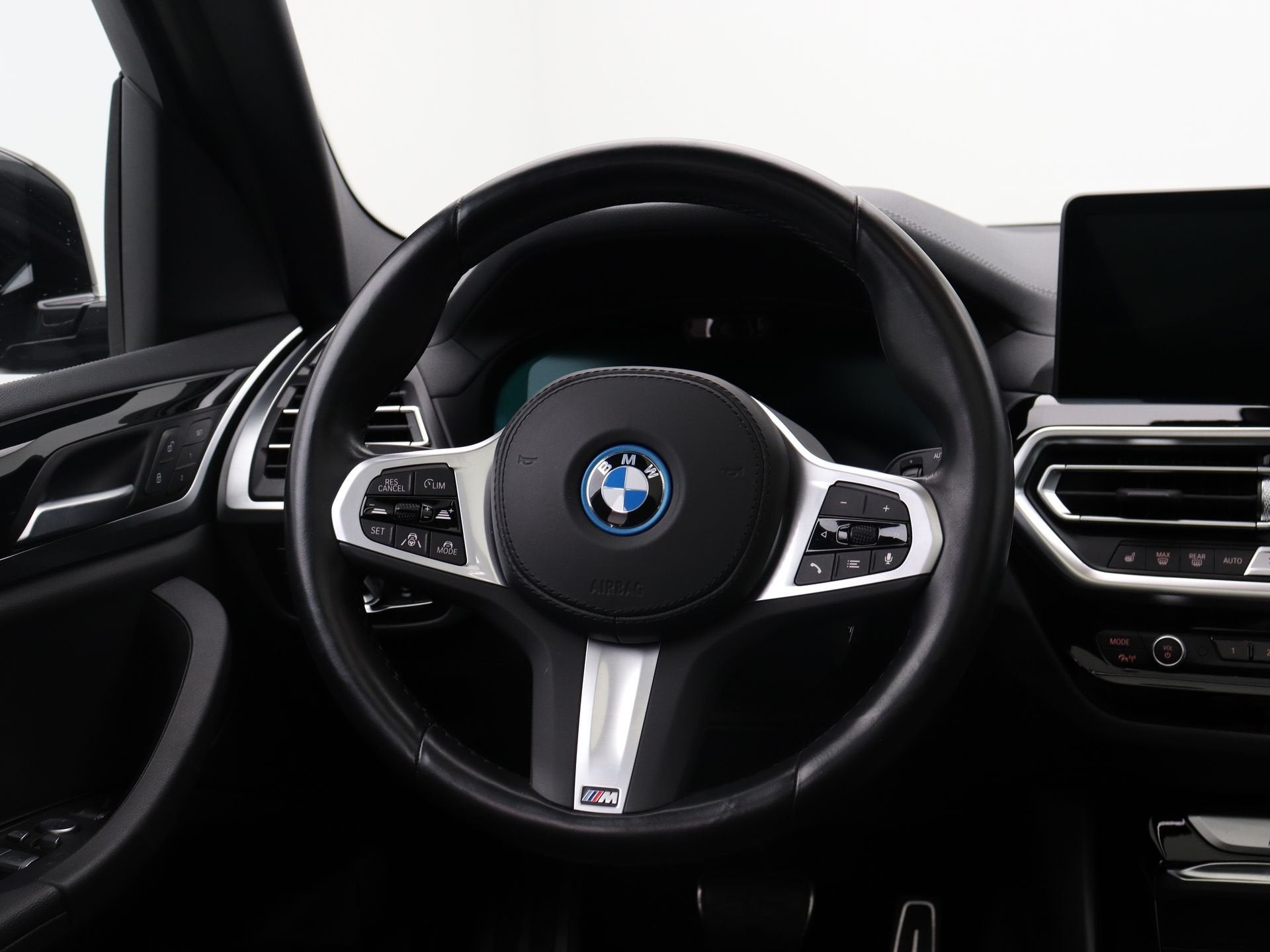 BMW iX3 Executive 80 kWh Accu conditie 100% (bj 2023), Auto's, Automaat, Achterwielaandrijving, Gebruikt, Automatische klimaatregeling