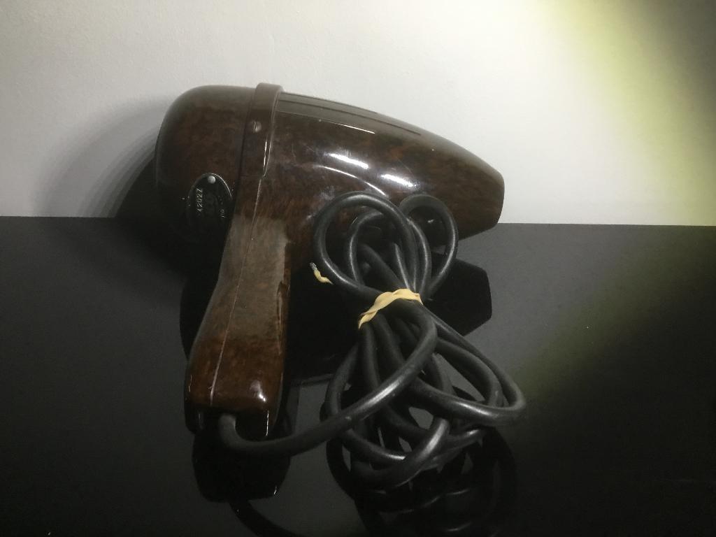 Haardrogers in bakeliet, Antiek en Kunst, Ophalen of Verzenden
