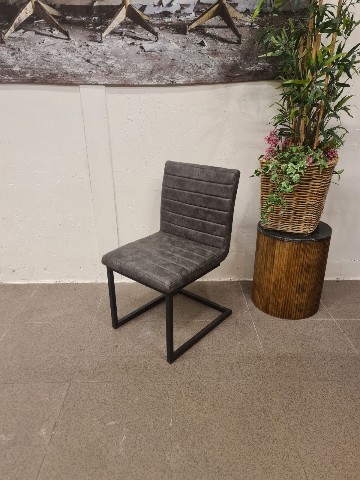 nieuwe eetkamerstoel leer microvezel antraciet bkeus €30p/st, Huis en Inrichting, Ophalen, ., Nieuw, Vier