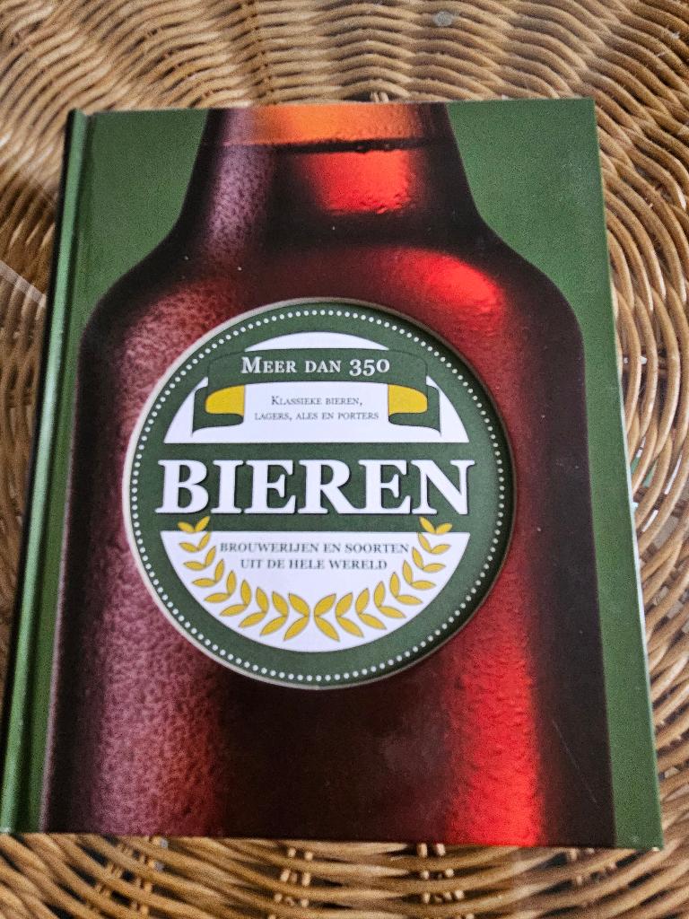 BIEREN van de wereld - meer dan 250 klassieke bieren PROOST, Ophalen of Verzenden