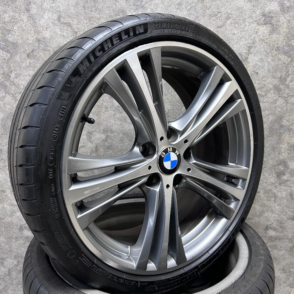 19 inch originele velgen + zomerbanden BMW 3 serie E90 407, Auto-onderdelen, Banden en Velgen, 19 inch, Gebruikt, Banden en Velgen