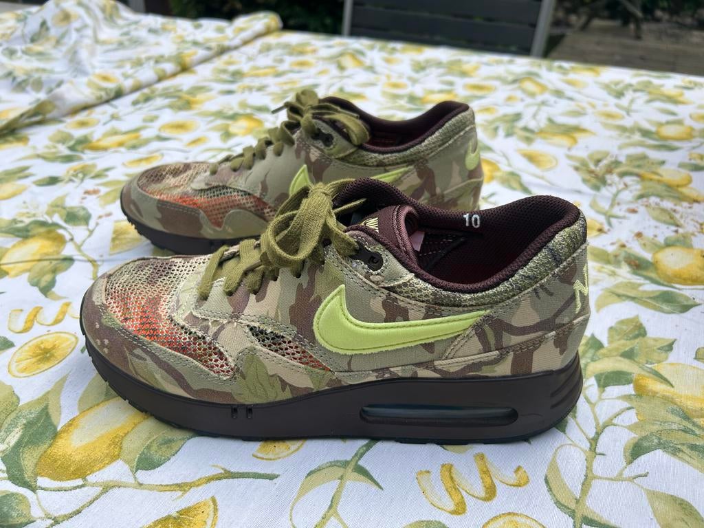 NIKE AIR MAX 1 ’86 OG CAMO LIGHT LEMON TWIST  - Maat 44, Ophalen of Verzenden, Zo goed als nieuw, Overige kleuren, Sneakers of Gympen