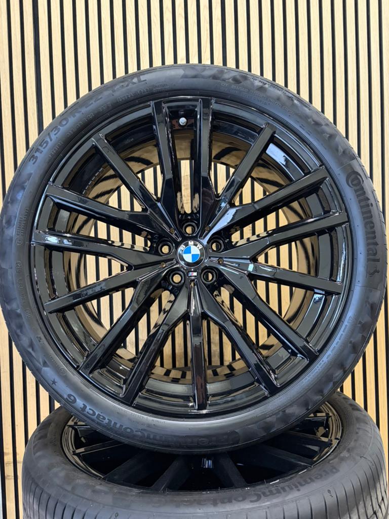 Originele 22” BMW 742M X5 X6 G05 G06 Zomerbanden Zomerset, Auto-onderdelen, Banden en Velgen, Banden en Velgen, Zomerbanden, Overige maten
