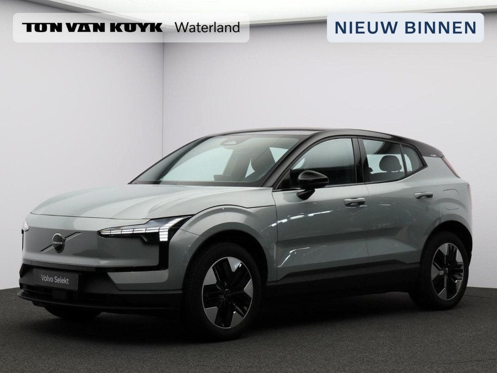 Volvo EX30 Single Motor Plus Automaat / Verwarmde voorstoele