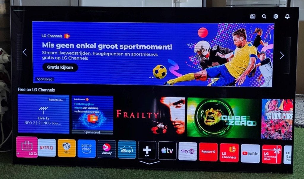 LG OLED 55 inch 140cm 4K Smart TV DEFECT, Ophalen, 120 Hz, 100 cm of meer, LG