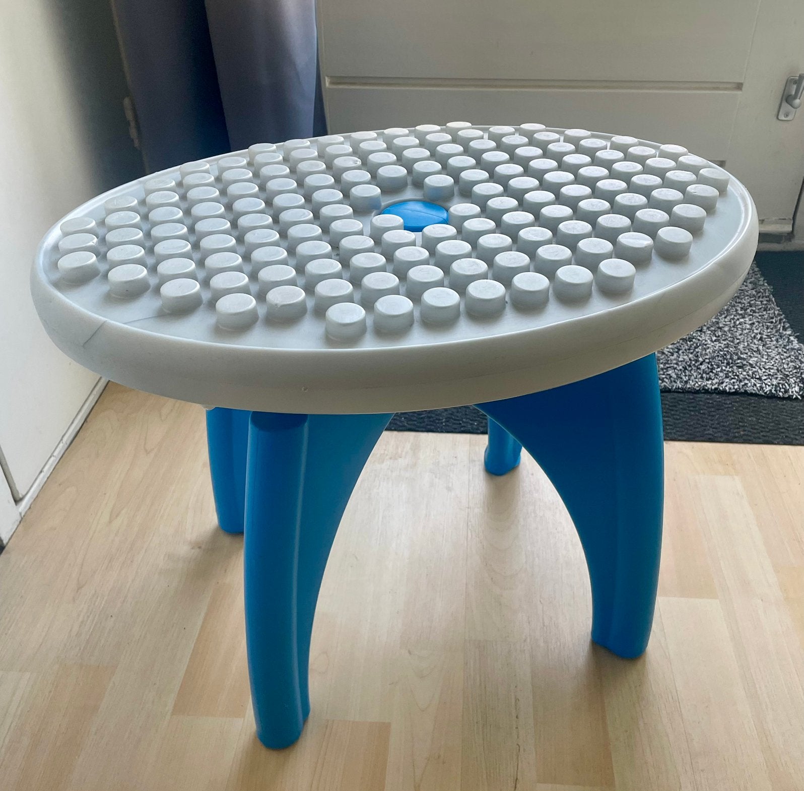 Bouwtafel met heel veel bouwstenen van oa Megabloks, Ophalen, Gebruikt