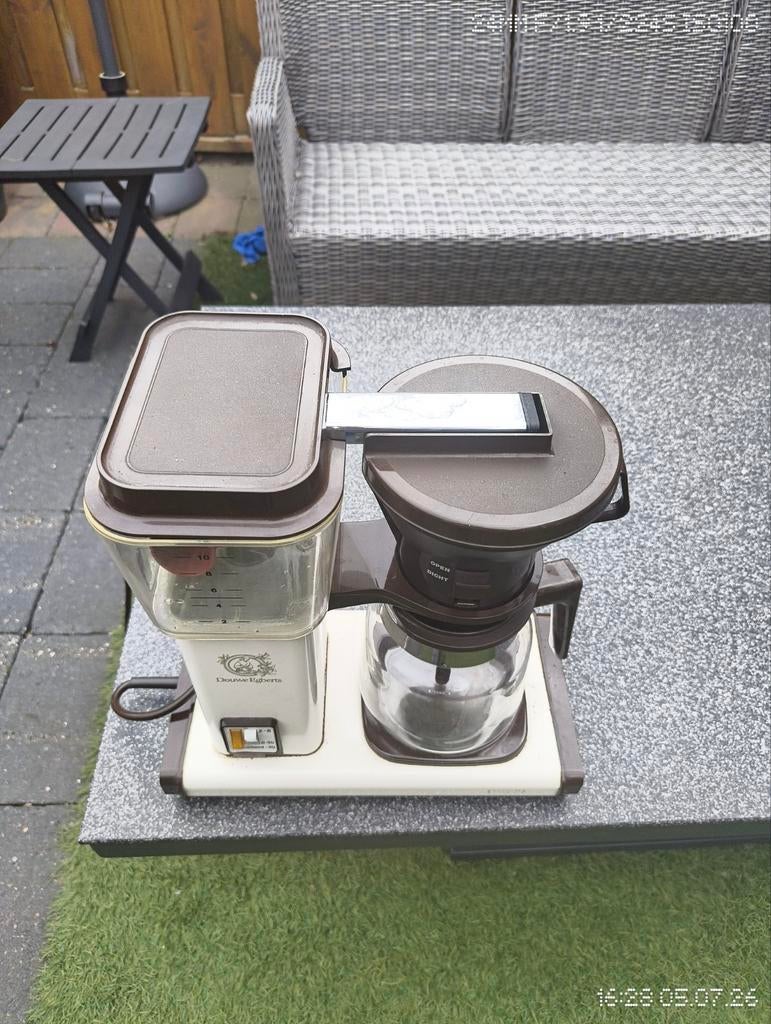 Douwe Egberts koffiezetapparaat type 74, Witgoed en Apparatuur, 10 kopjes of meer, Ophalen, Koffiemachine