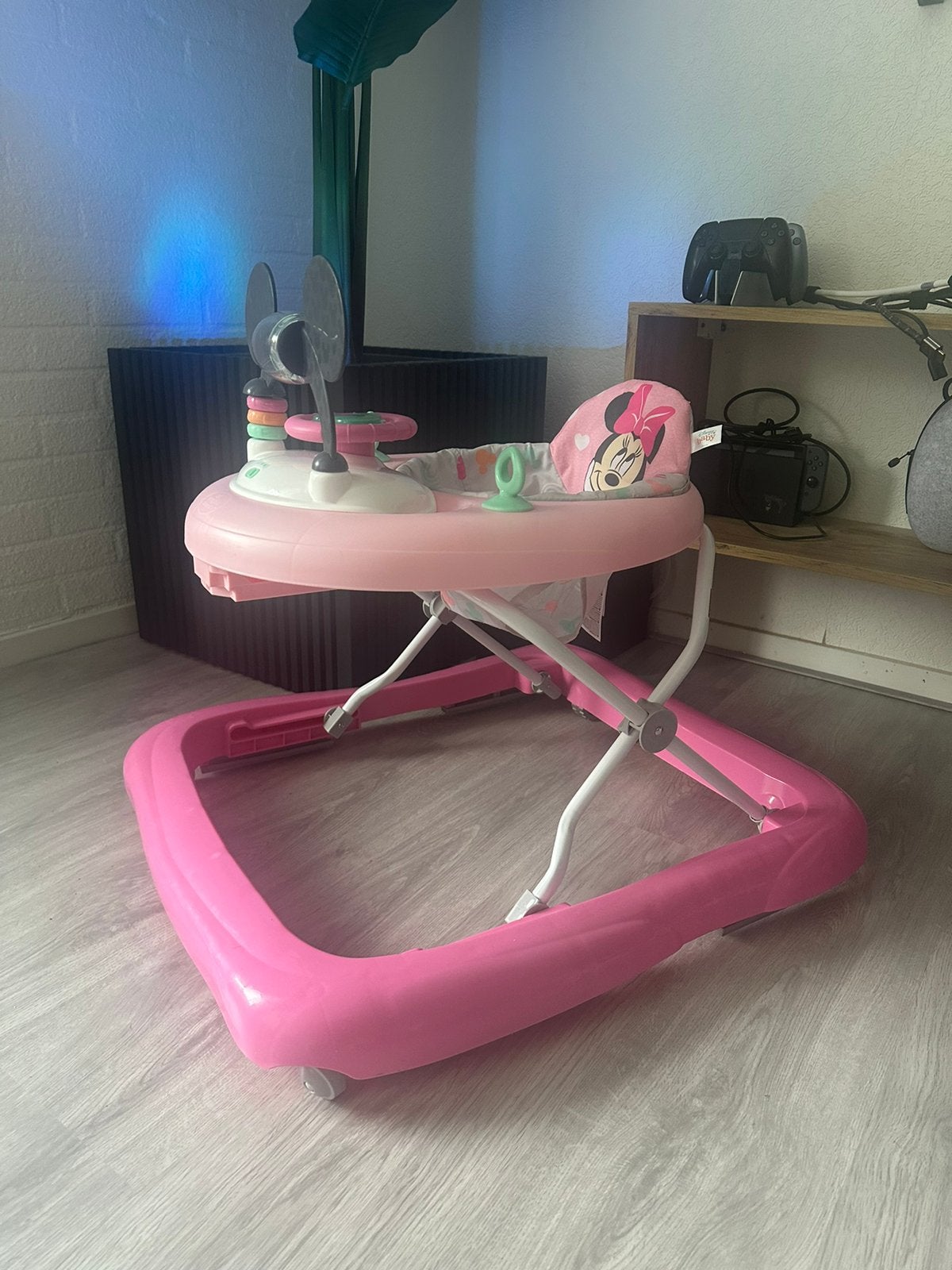 Loopstoel Minnie Mouse ZGAN, Ophalen, Zo goed als nieuw