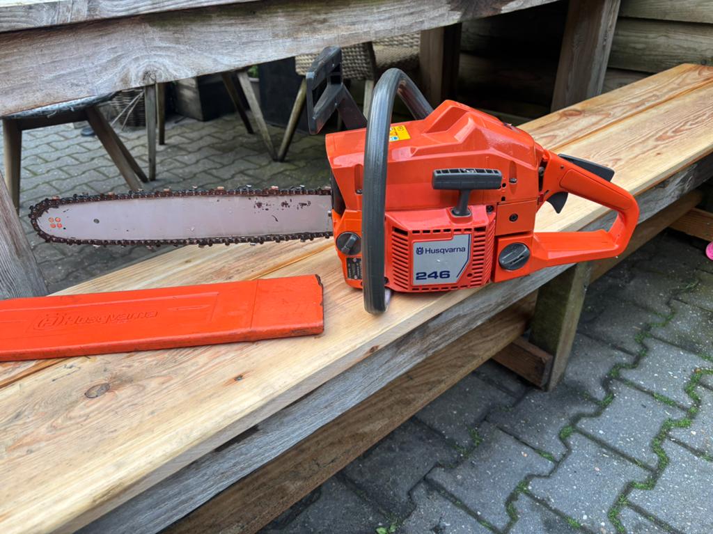 Husqvarna 246 proff kettingzaag, Tuin en Terras, Hand-tuingereedschap, Ophalen, Zo goed als nieuw, Overige soorten