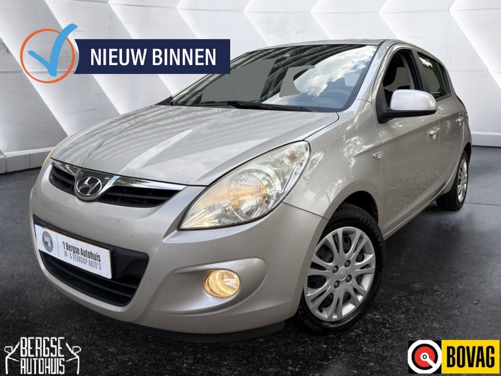 Hyundai i20 1.2i Dynamic Elek.Ramen Airco Nap (bj 2009), 450 kg, Gebruikt, 31 €/maand, 4 cilinders