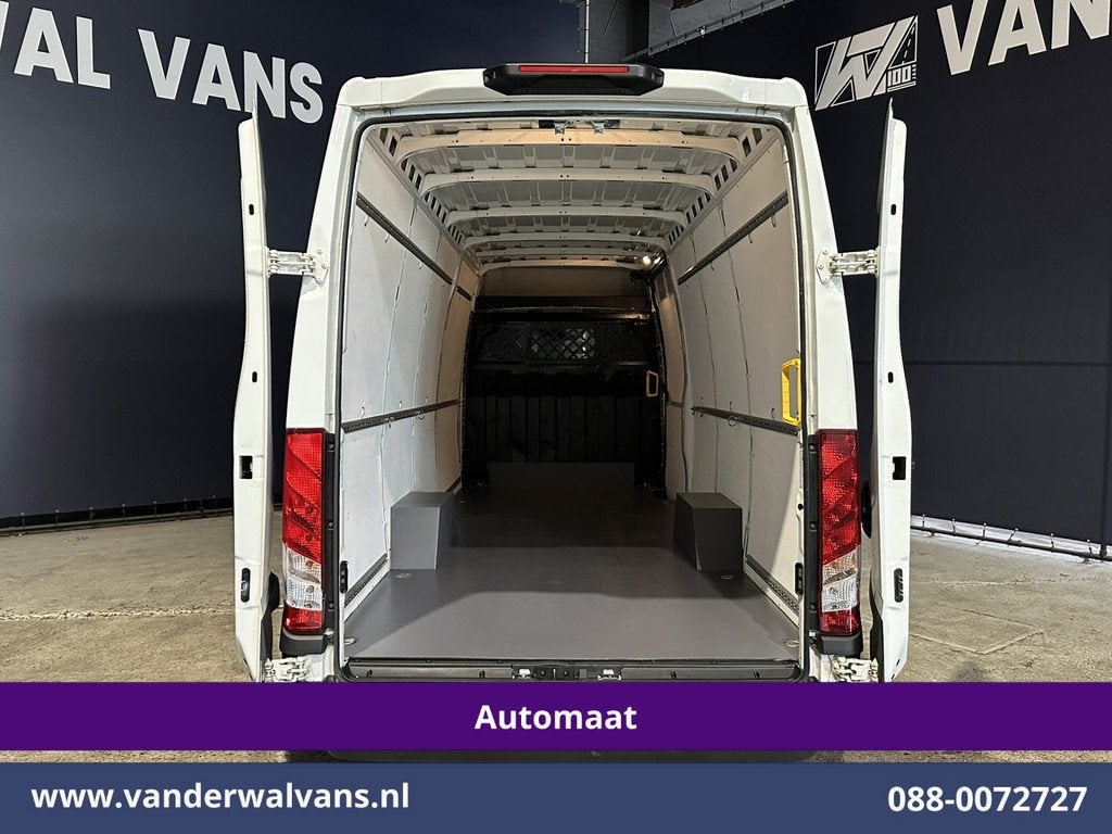 Iveco Daily 35S16V 157pk Automaat L3H2 Euro6 Airco | 3500kg, Auto's, Automaat, Gebruikt, Iveco, Wit