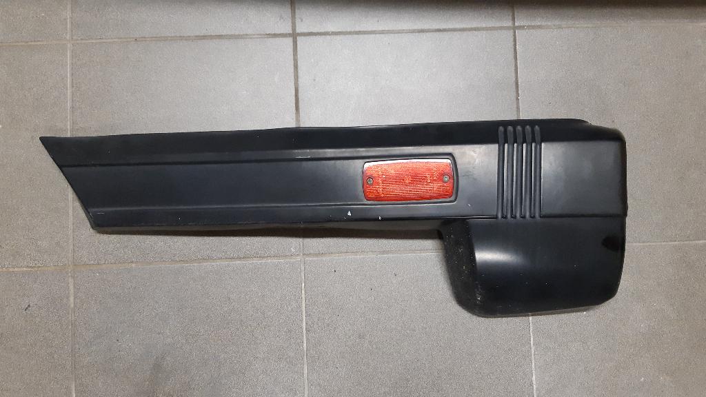 BMW E24 bumper hoek, BMW art.nr. 51121869749, Gebruikt, Ophalen of Verzenden, Bumper, BMW