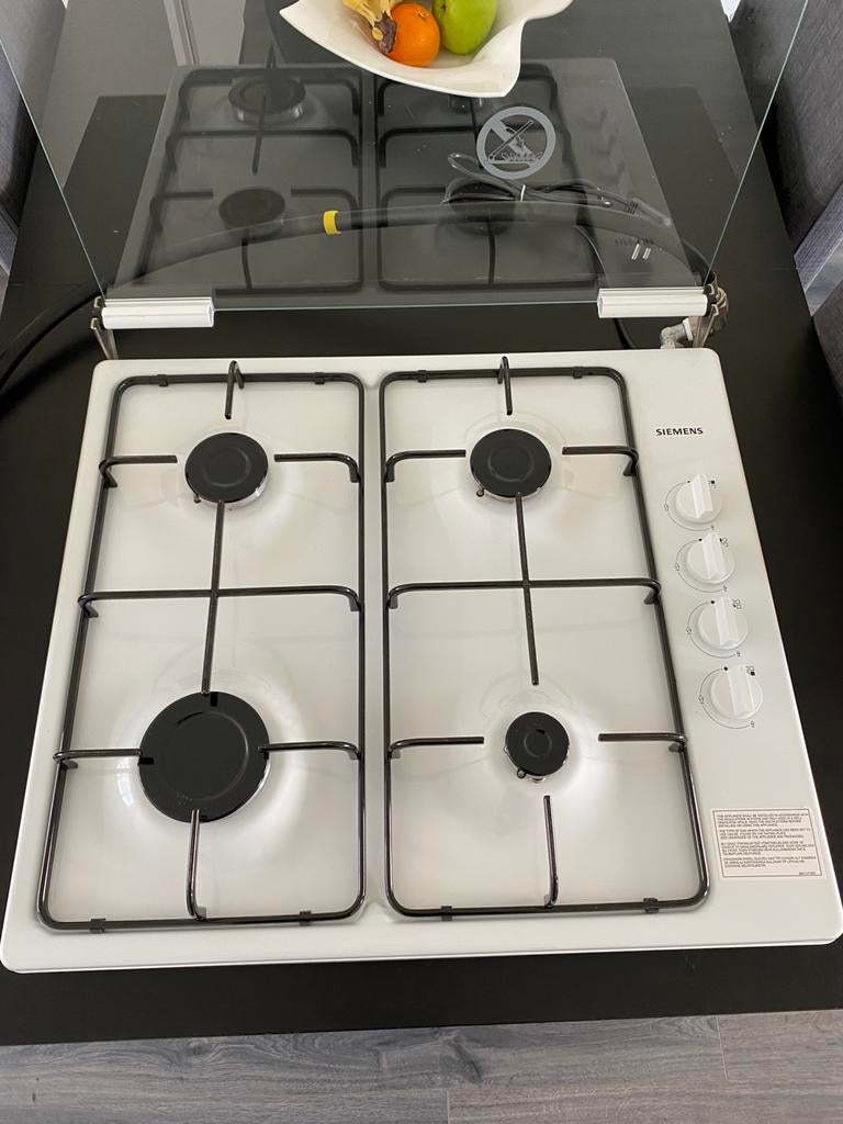 Vrijstaande Siemens gasstel / kookplaat in perfecte staat, Witgoed en Apparatuur, Kookplaten, Ophalen, 4 kookzones, Zo goed als nieuw