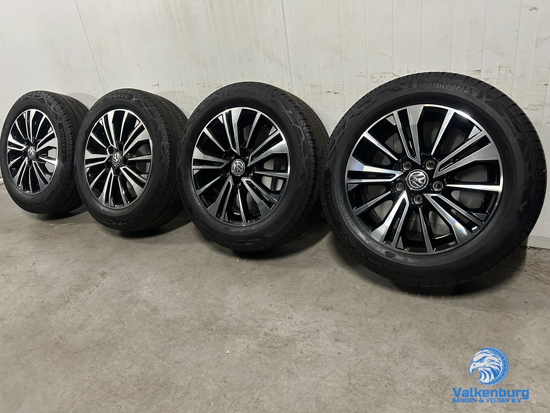7-8mm! Originele VW Transporter T5 GP T6 T6.1 T7 Aracaju 17, -, -, Banden en Velgen, 17 inch
