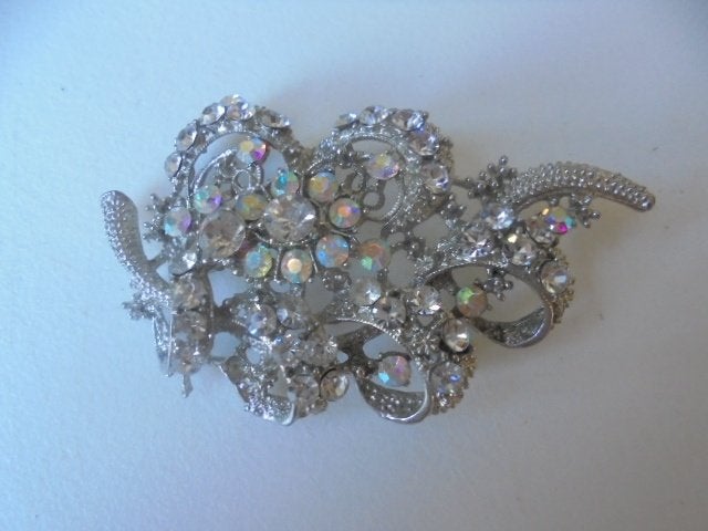 Grote broche zilverkleur met strass, Overige materialen, Nieuw, Ophalen of Verzenden, Zilver