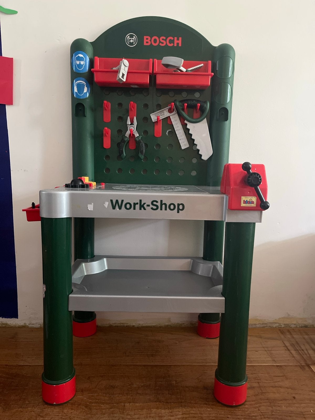 Bosch Werkbank Speelgoed met Gereedschap, Ophalen of Verzenden, Gebruikt, Jongen of Meisje