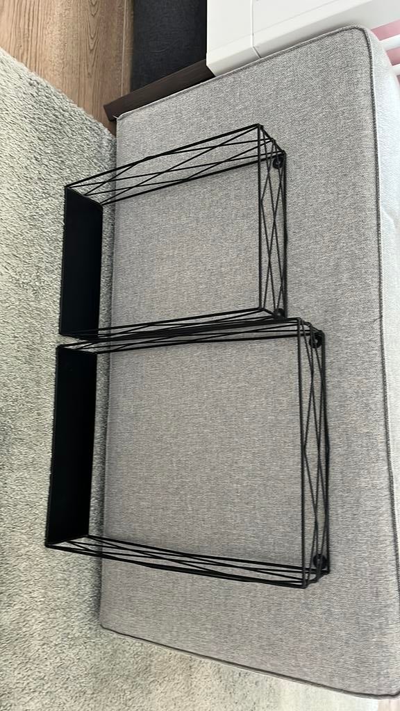 2 metalen kastjes (25x30 en 30x40) - gratis, Ophalen, Zo goed als nieuw