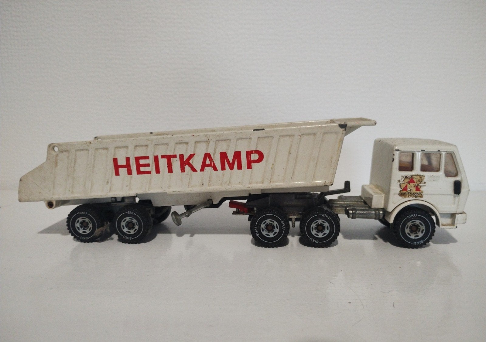 Siku 2919 Mercedes-Benz kiepwagen met oplegger - Heitkamp, Ophalen of Verzenden, Gebruikt, Bus of Vrachtwagen, SIKU