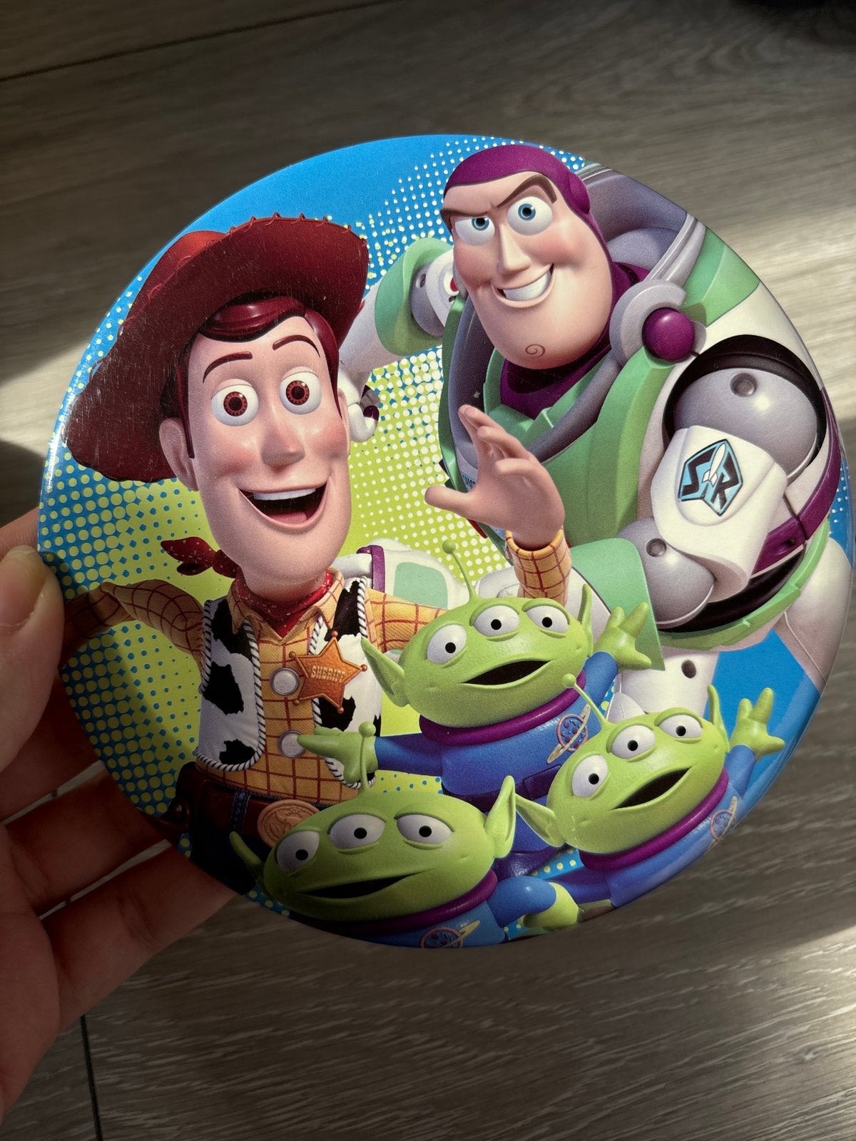 Leuke Toy Story speld/badge met standaard, Ophalen of Verzenden, Overige figuren, Zo goed als nieuw, Overige typen