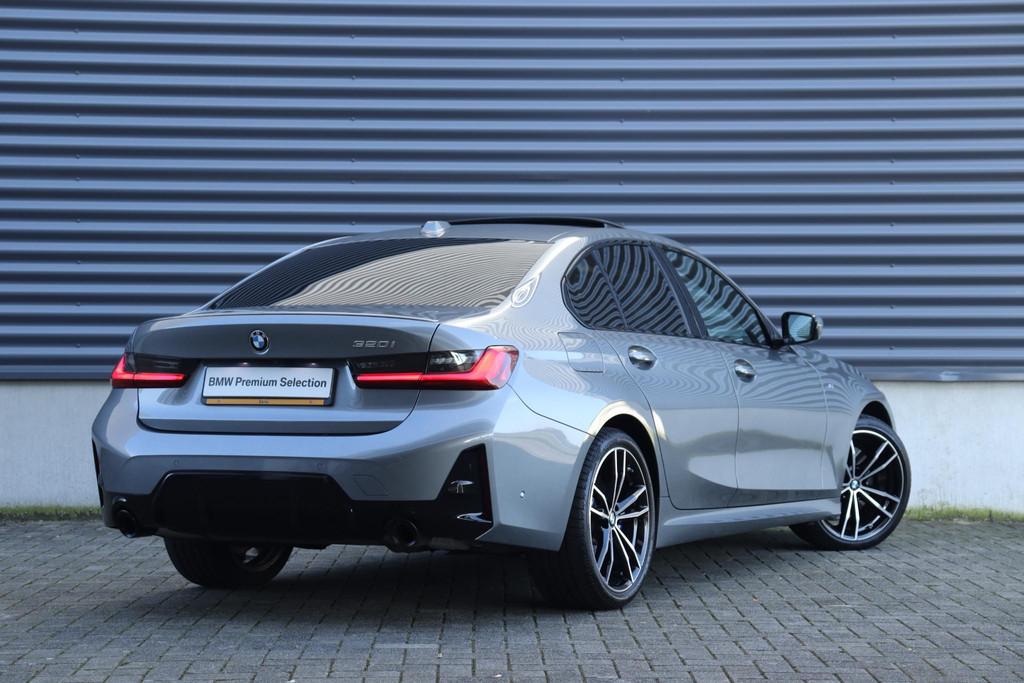 BMW 3-serie Sedan 320i | M Sportpakket Pro | Panodak | Harma, Automaat, 1998 cc, Gebruikt, 4 cilinders