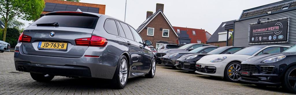 BMW 5-serie Touring 528i High Executive | Stand Kachel | Sof, Automaat, Gebruikt, 4 cilinders, 2000 kg