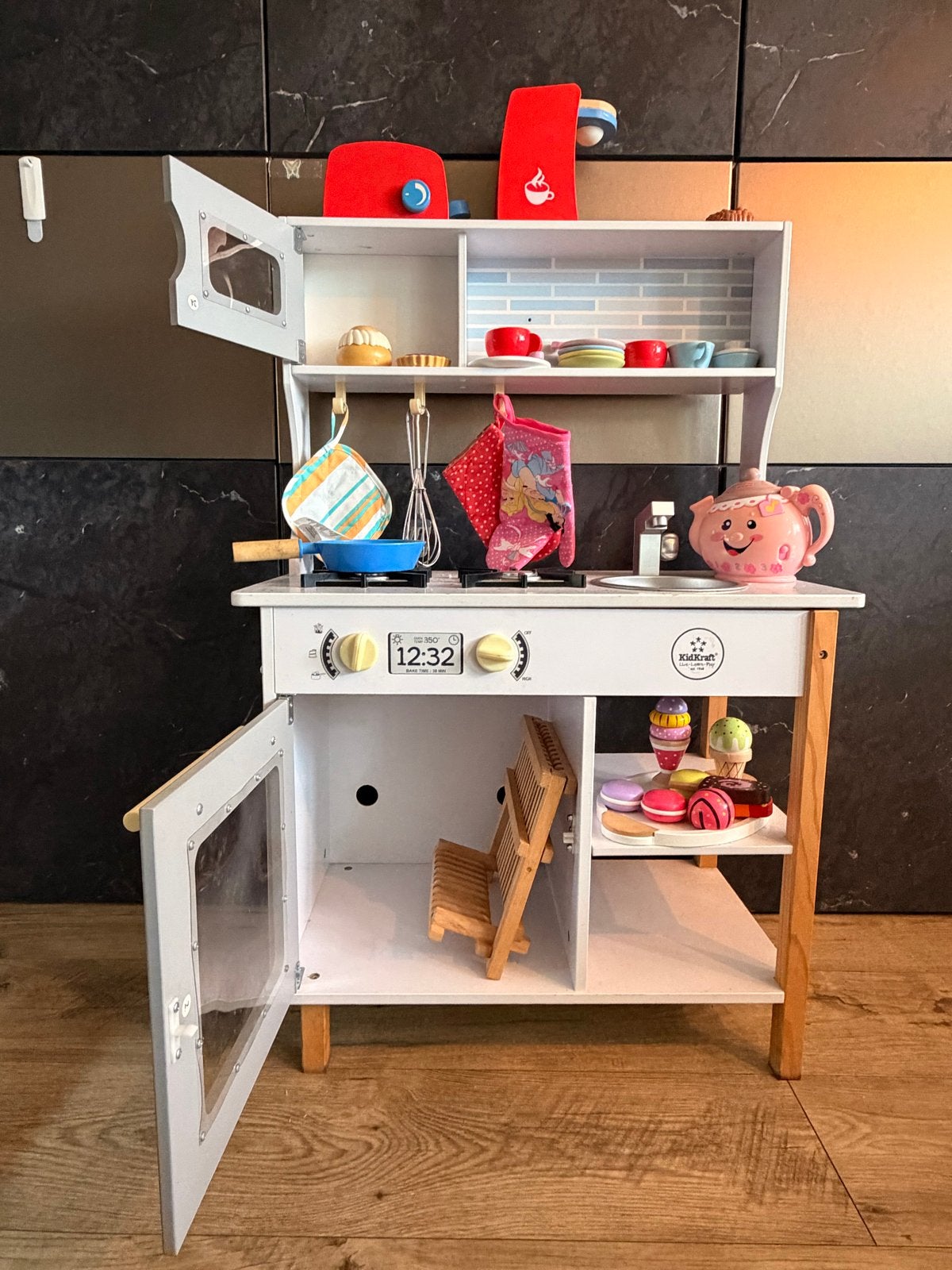 Kidkraft Houten Speelkeuken met Accessoires, Ophalen, Gebruikt, Hout, Speelkeuken